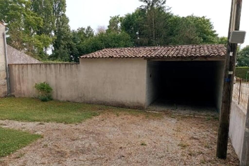 La Petite Maison Matha Buitenkant foto